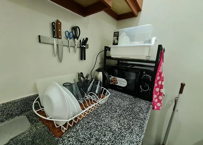 Affordable Staycation Wifi Ac セブ市