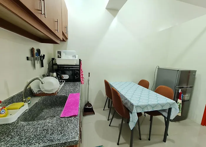 アパート Affordable Staycation Wifi Ac セブ市